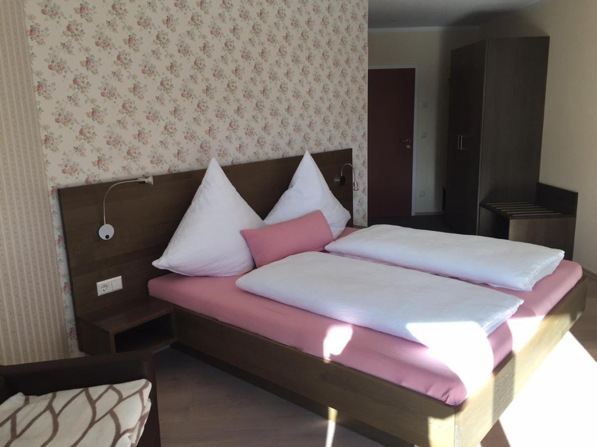 Gret-Stube Hotel Weilheim Buitenkant foto